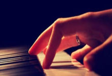 必赢官网：[国际足球]科内绝杀 门兴格拉德巴赫晋级.